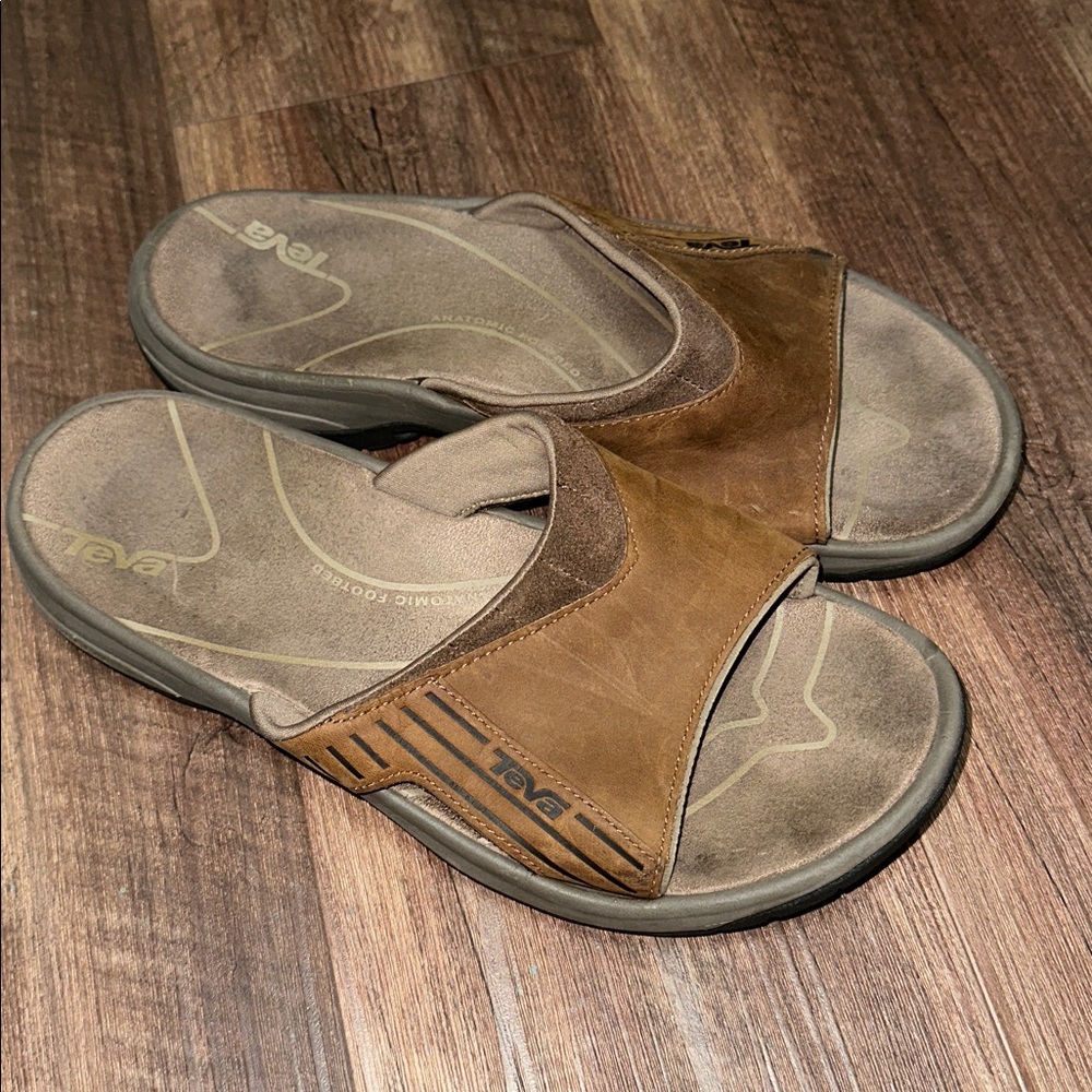 Teva Langdon Sandals Mens‎ 9 Brown Leather Slides Comfort Casual